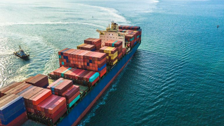 Todo lo que debes saber sobre el transporte de mercancías marítimo